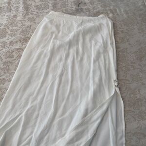 RIALTO COLLECTION white long skirt L